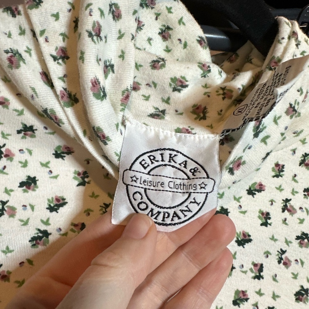 ✨Grandma Core | Cream Longsleeve Top with pattern | XL | Made in Switzerland - Picture 6 of 8